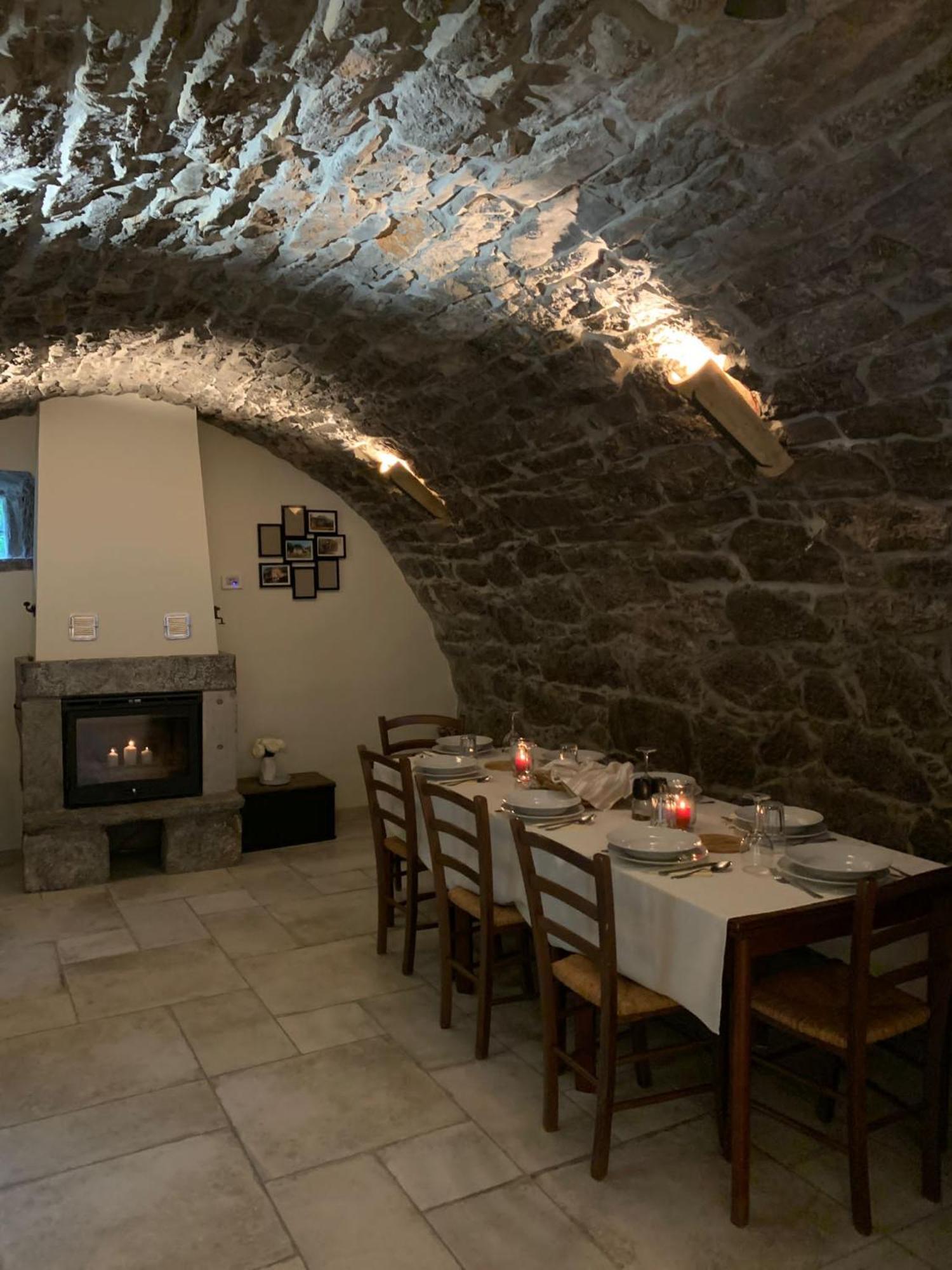 Villa Stancija Kavali Stone House, Zvoneca-أوباتيا المظهر الخارجي الصورة