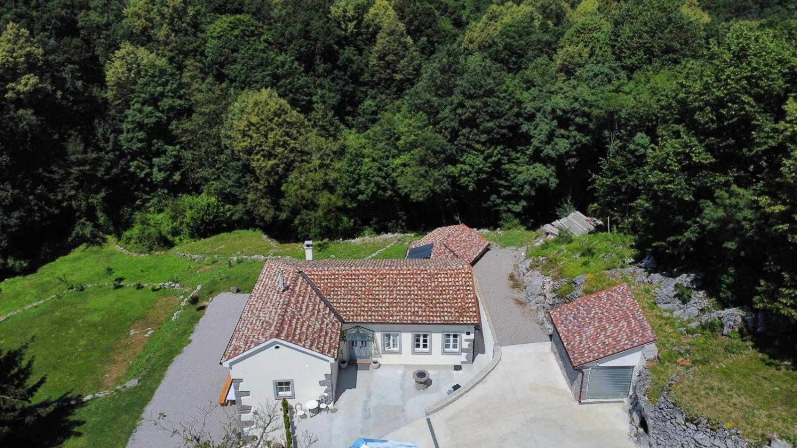Villa Stancija Kavali Stone House, Zvoneca-أوباتيا المظهر الخارجي الصورة