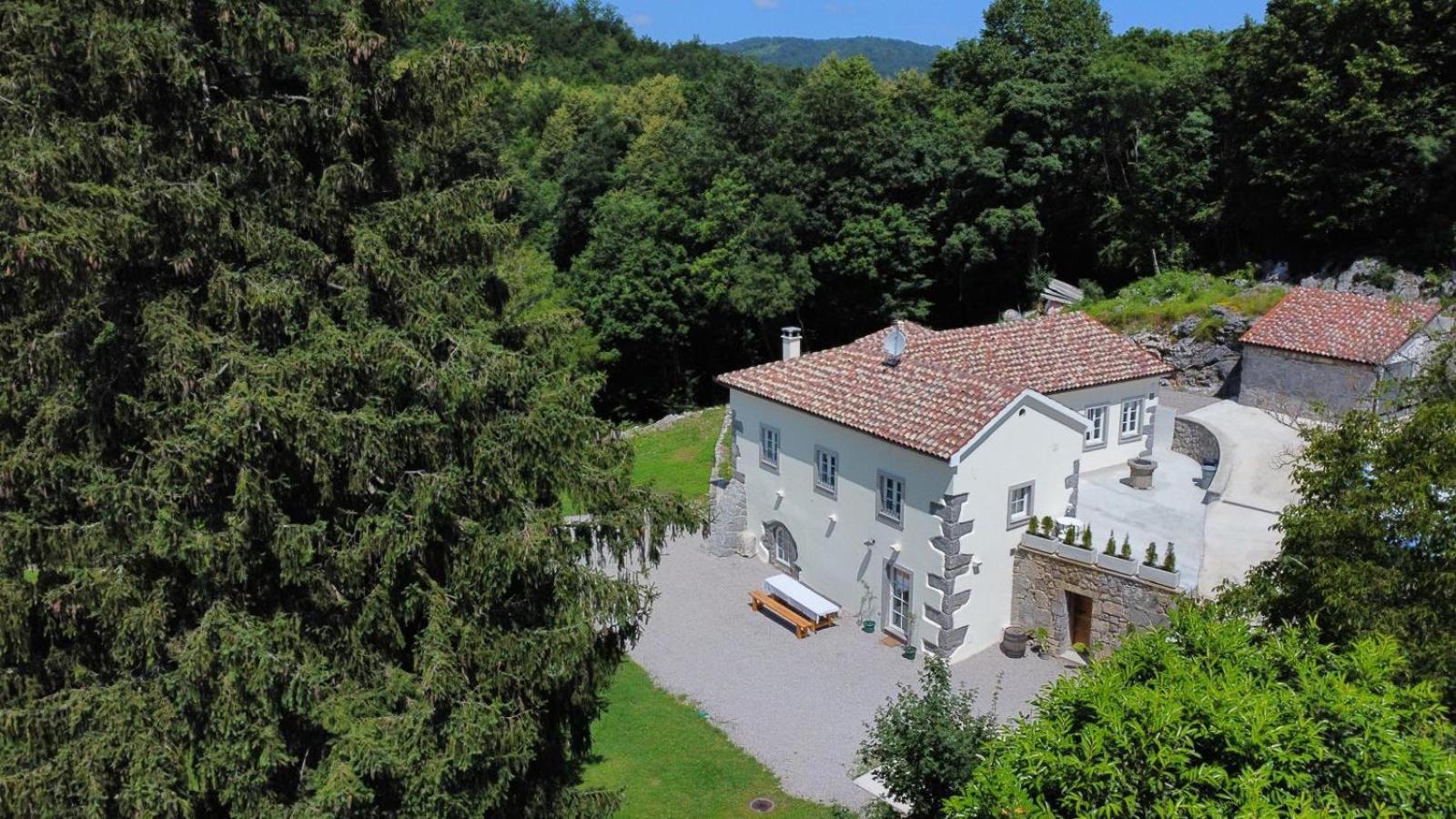 Villa Stancija Kavali Stone House, Zvoneca-أوباتيا المظهر الخارجي الصورة