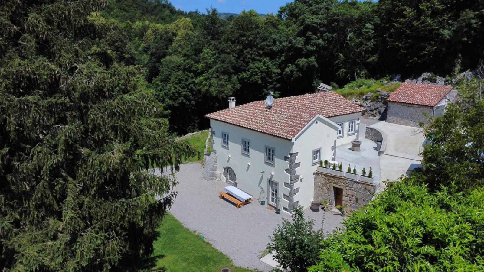 Villa Stancija Kavali Stone House, Zvoneca-أوباتيا المظهر الخارجي الصورة